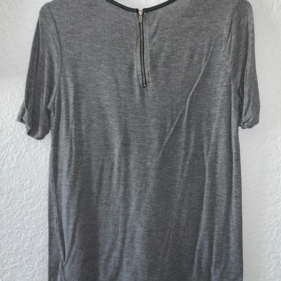 Women’s top - Picture 4 of 6